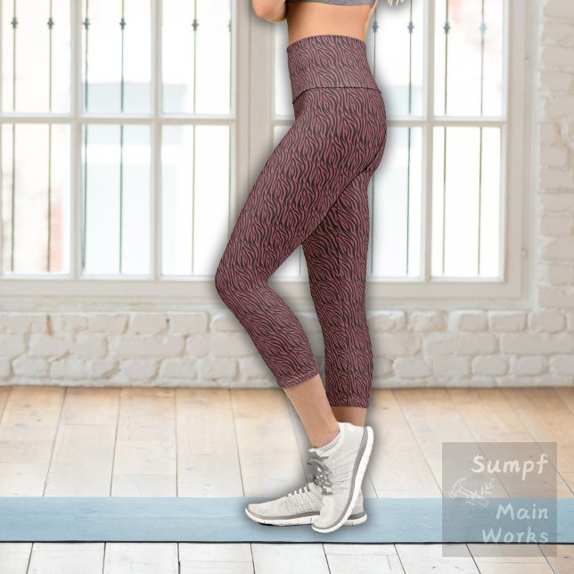 Tigermuster in Rot Capri Leggings (Von Creator hochgeladen)