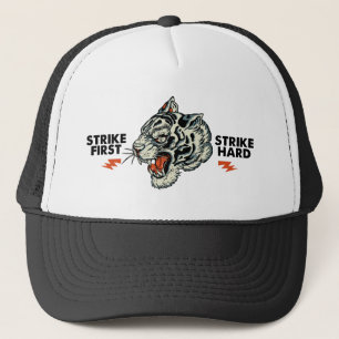 Tigertattoo slogan strike first hard truckerkappe