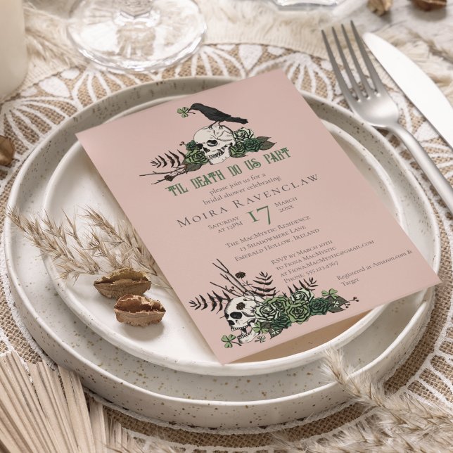 Til Death Gothic Irish Floral Skull Brautparty Einladung (Elegant Hand-Drawn Gothic Irish Wedding Bridal Shower Invitation in Goth Blush Pink. Floral Skulls)