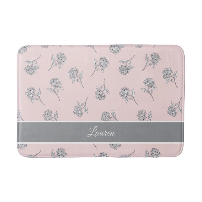 Timeless Botanical Bloom Soft Pink Monogram Bath Badematte (Vorderseite)