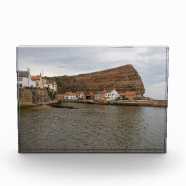 Timeless Charm of Staithes Harbour Fotoblock