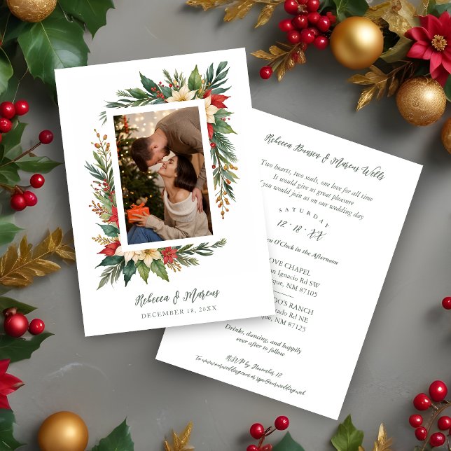 Timeless Christmas Poinsettia Photo Wedding Einladung (Timeless Christmas Poinsettia Photo Wedding Invitation Card. )