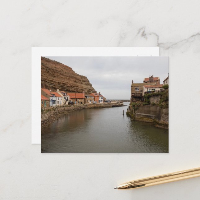 Timeless Staithes: Where the Beck Meets the Sea Postkarte (Vorderseite/Rückseite Beispiel)