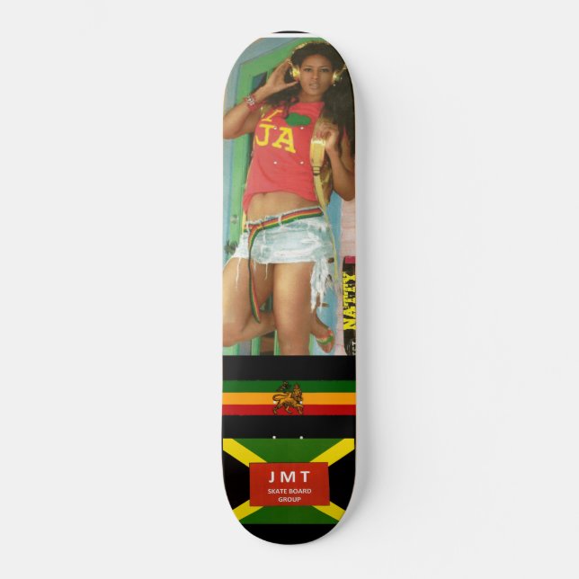 TINA INGRAM MODEL Skateboard (Vorderseite)