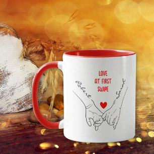 Tinder Couple Holding Hands Valentine's Day Red Tasse