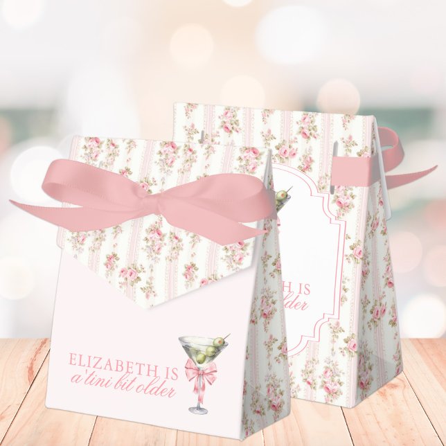 'Tini Bit Older Martini Coquette Geburtstag Geschenkschachtel (Von Creator hochgeladen)