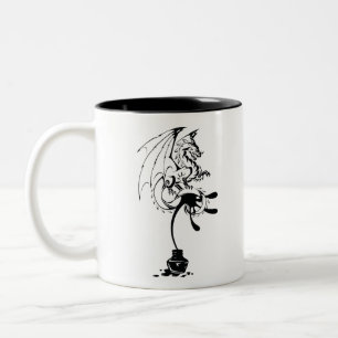 Tinta derramada forma Dragon en negro Zweifarbige Tasse