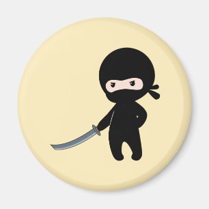 Tiny Angry Ninja auf Yellow Magnet