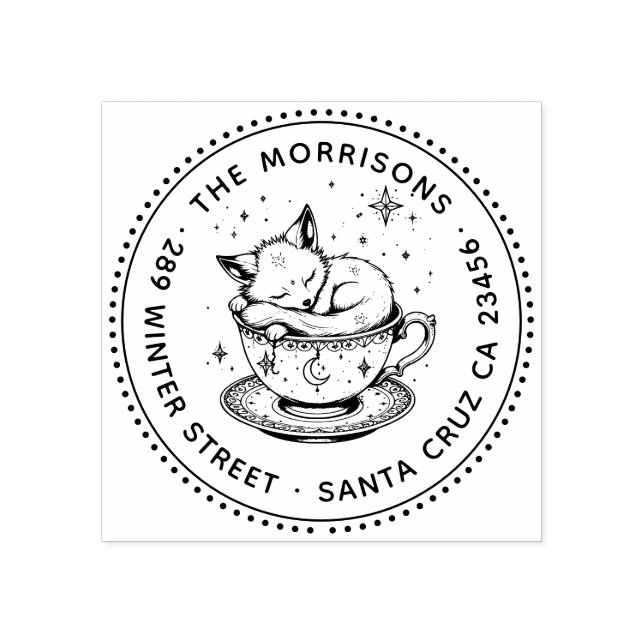 Tiny Baby Fox schläft in Tee Cup Rücksendeadresse Gummistempel (Prägung)