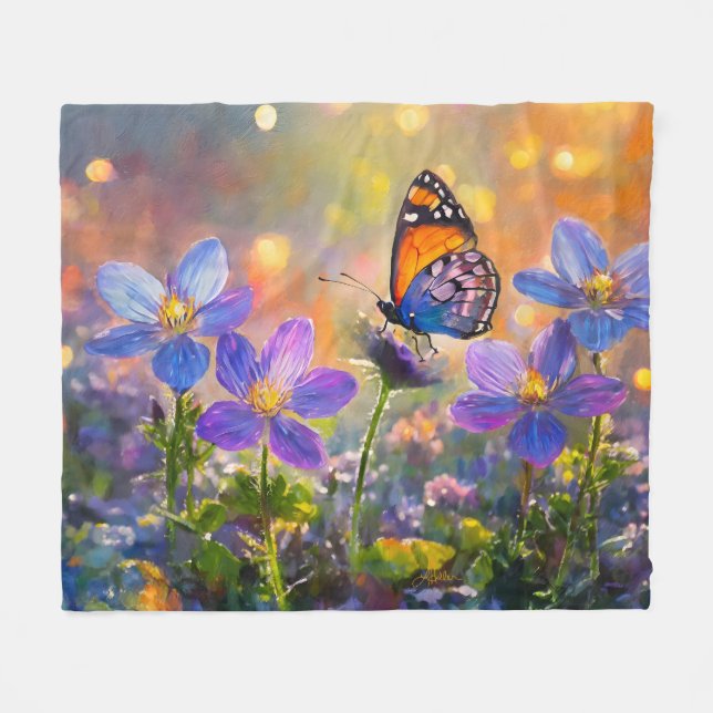 Tiny Butterfly On Wildblumen bei Sunrise Fleecedecke (Vorderseite (Horizontal))