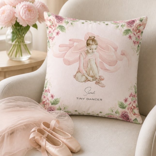 Tiny Dancer Ballerina Personalisiert Throw Kissen (Von Creator hochgeladen)