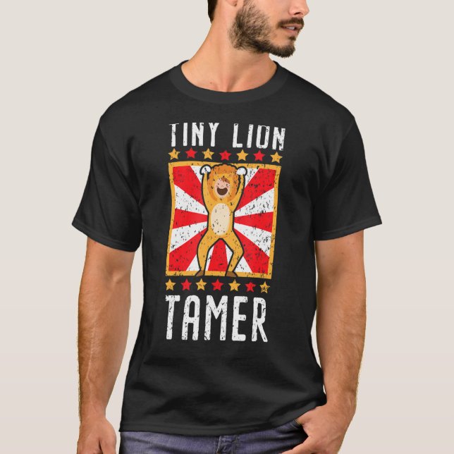 Tiny Lion Tamer Circus Mitarbeiter Kostümkarneval  T-Shirt (Vorderseite)