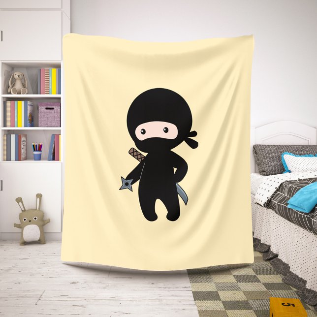 Tiny Ninja Holding Drewing Star auf Gelb Sherpadecke (Von Creator hochgeladen)