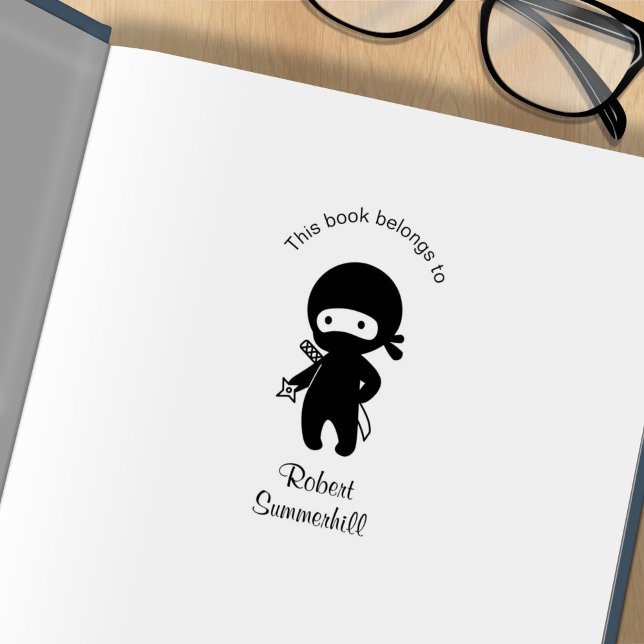 Tiny Ninja Holding Throwing Star Buchzeichen Gummistempel (Von Creator hochgeladen)