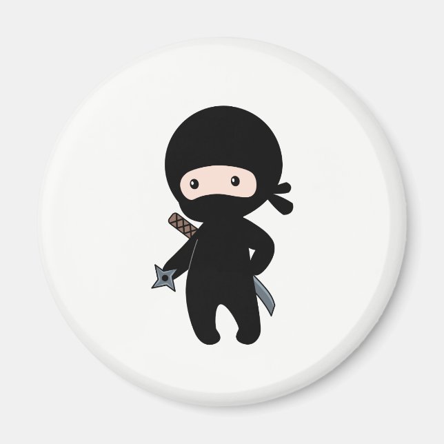 Tiny Ninja Holding Throwing Star Magnet (Vorne)