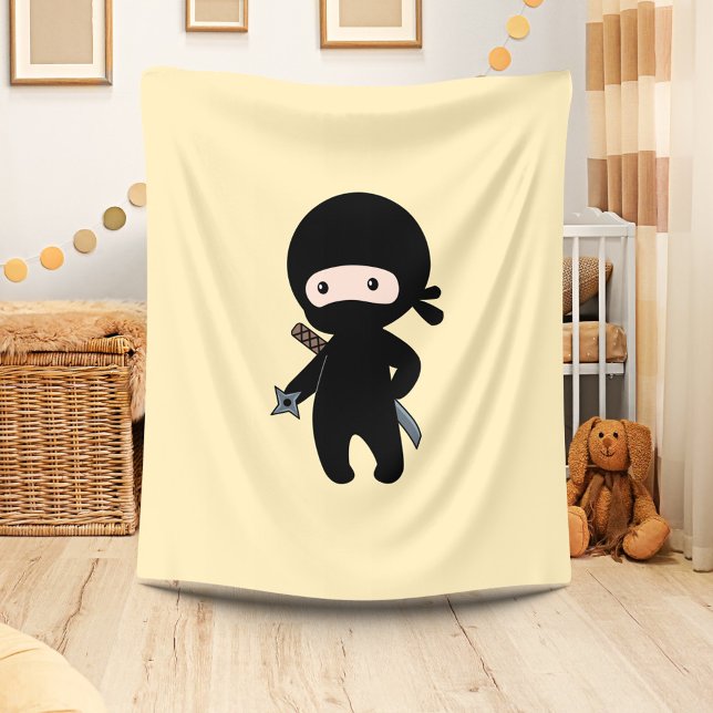 Tiny Ninja Holding wirbelt Stern auf Gelb Fleecedecke (Von Creator hochgeladen)
