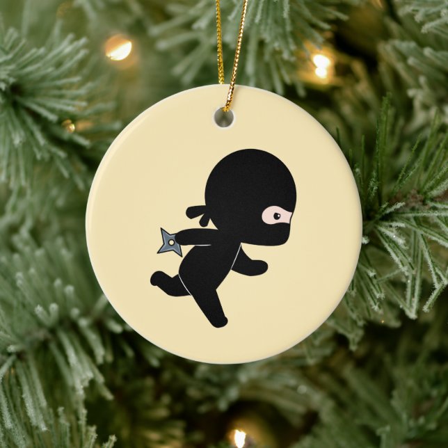 Tiny Ninja läuft auf Gelb Keramik Ornament (Baum)