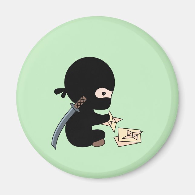 Tiny Ninja Making Origami Paper werfen Star Magnet (Vorne)