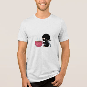 Tiny Ninja mit großer Tasse Tri-Blend Shirt