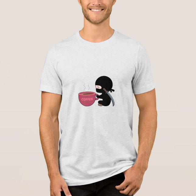 Tiny Ninja mit großer Tasse Tri-Blend Shirt (Vorderseite)