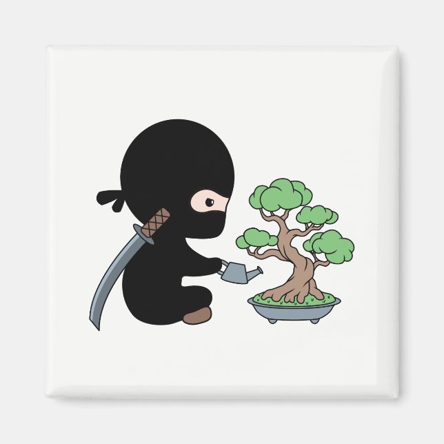 Tiny Ninja Watering Bonsai Tree Magnet (Vorne)