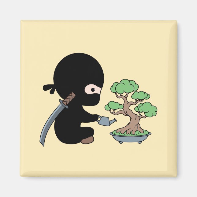 Tiny Ninja Watering Bonsai Tree on Yellow Magnet (Vorne)
