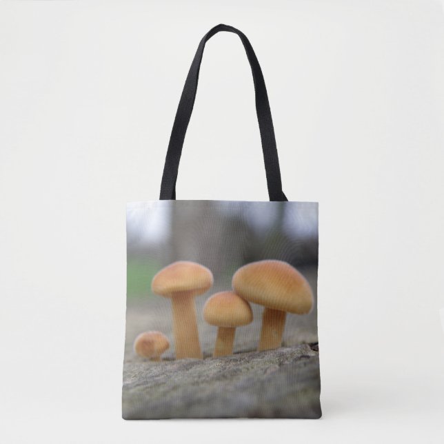 Tiny Toadstools Macro Tote Bag (Vorderseite)