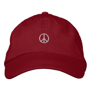 Tiny White Peace Symbol Red Bestickte Baseballkappe
