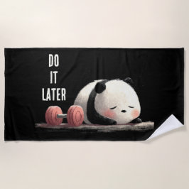 Tired Panda Gym – Cute Funny Workout Art Strandtuch