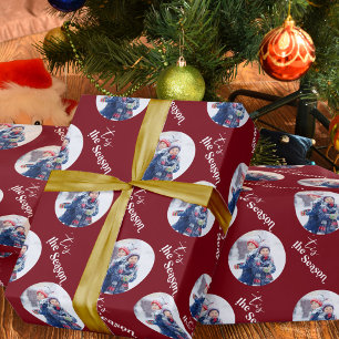 Tis the Season Elegante Typografie Runde Foto Rot Geschenkpapier
