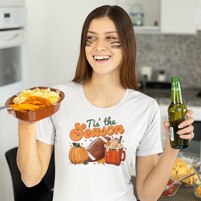 Tis the Season Football Latte Pumpkin T-Shirt (Von Creator hochgeladen)