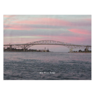 Tischdecke der Blue Water Bridge