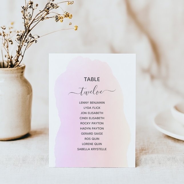 Tischnummer der rosa Aquarellfarbe (Blush watercolor table card with modern script and guest names.)