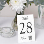 Tischnummer QR Code Menü Hochzeit<br><div class="desc">Elegante Tischkarten in Schwarz und Weiß mit einem sauberen und minimalen Design und einem QR-Code,  um online auf das Hochzeitsmenü zuzugreifen.</div>
