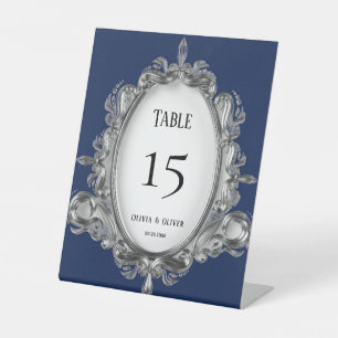 Tischnummern für Hochzeiten in Navy Blue und Silve Sockelschild