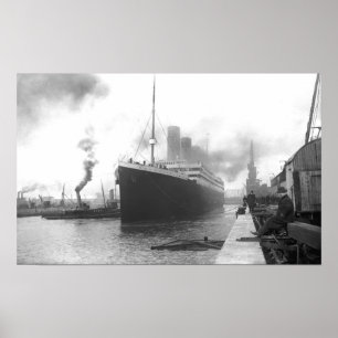 Titanic an den Docks von Southampton Poster