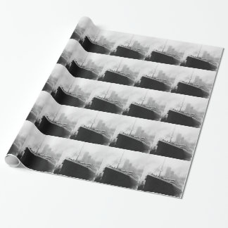 Titanic im Dock in Southampton Geschenkpapier