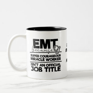 Titel des EMT-Jobs Zweifarbige Tasse