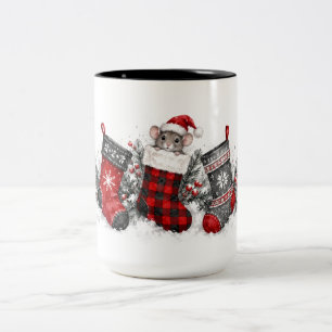 Titel: Weihnachtsmaus in karierter Buffalo-Socke Zweifarbige Tasse