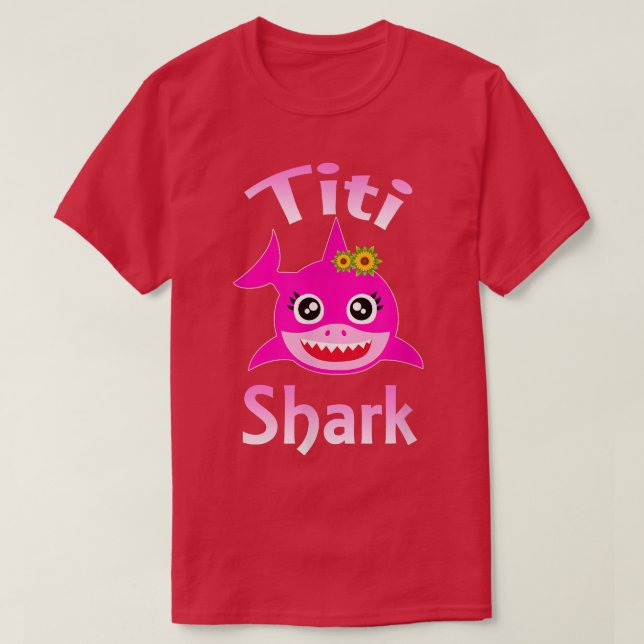 Titi Shark Funny Puerto Rican Aunt  T-Shirt (Design vorne)