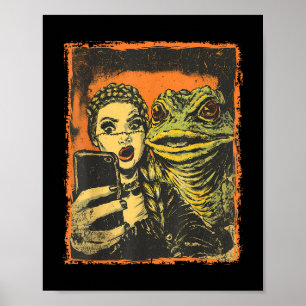 Toad Monster Selfie mit Goth Girl Horror Comic Gr Poster