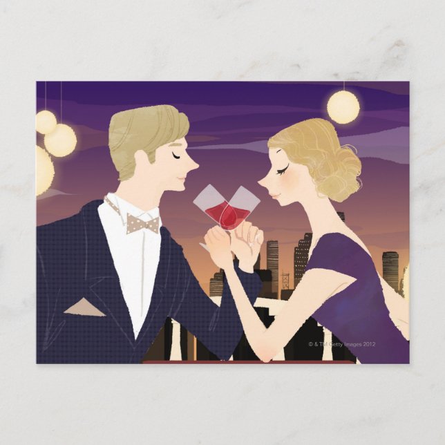 Toasting Glasses Postkarte (Vorderseite)
