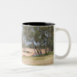 Todd River Basin bei Alice Springs Zweifarbige Tasse