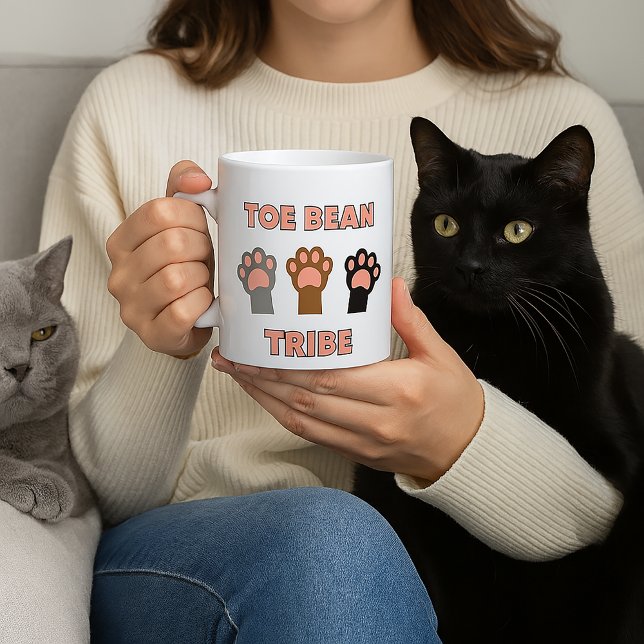 Toe Bean Tribe Cute Cat Kawaii Kaffeetasse (A mug with three cat paws and says toe bean tribe)