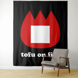 📛 Tofu in Flammen Wandteppich