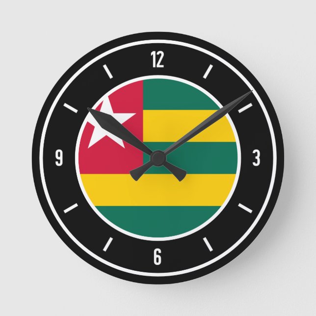 Togo Flag Elegant Runde Wanduhr (Vorderseite)