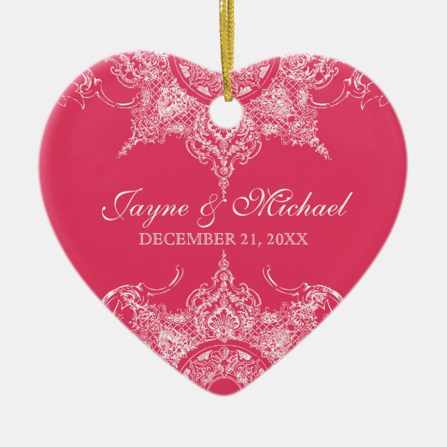Toile Damask Swirl Erster Weihnachtsrosa Keramikornament (Vorne)