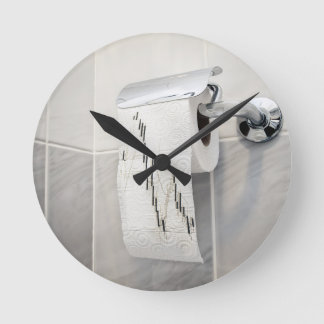 Toilettenanalyse Runde Wanduhr