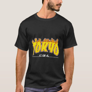 Tokio Japan strebt gelbe Orange und schwarze Flamm T-Shirt