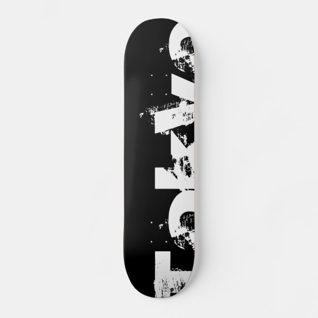 Tokyo - coole städtische Art in abgenutztem Skateboard (Vorderseite)